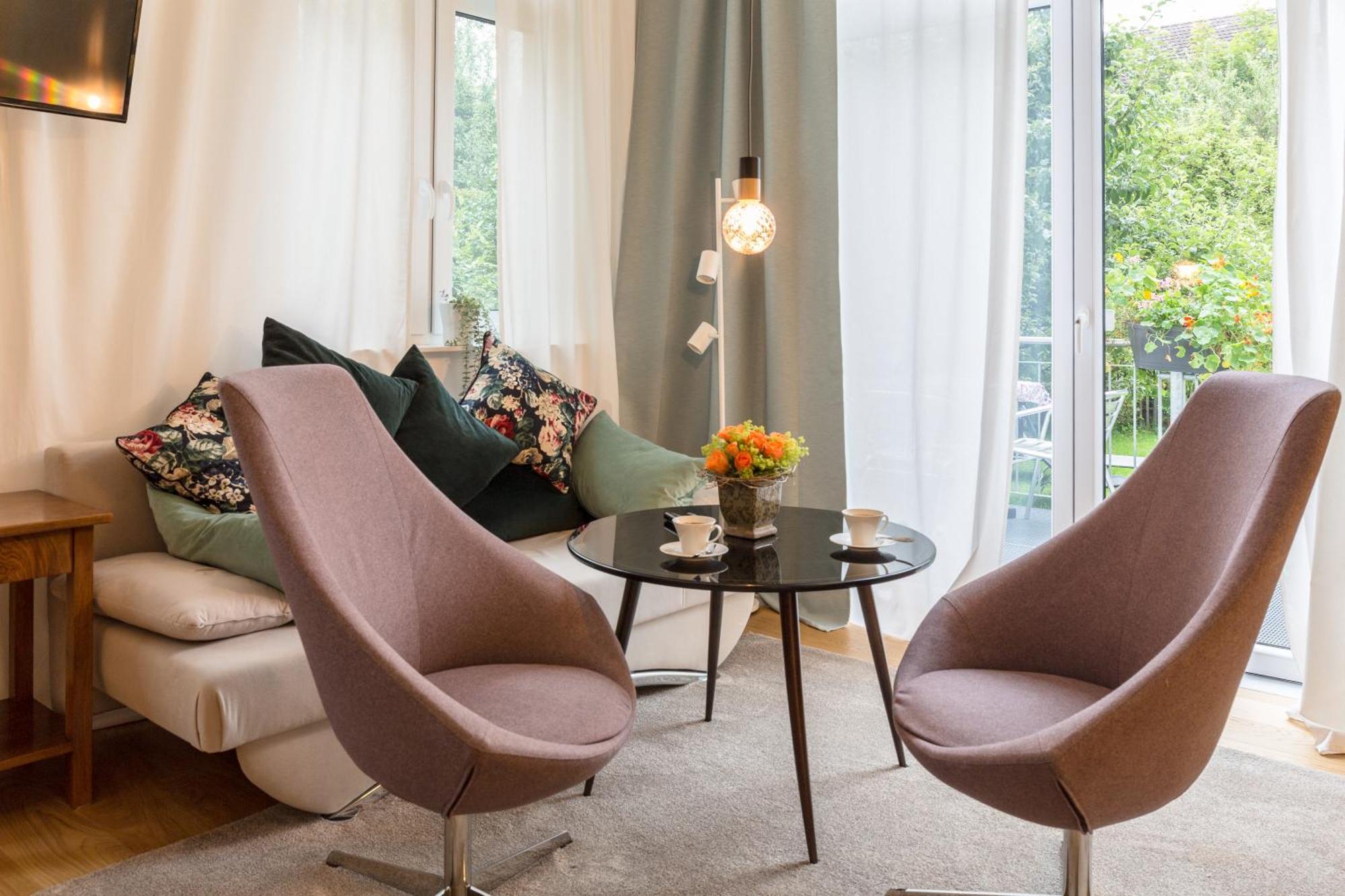 Apartment Am Apfelbaum Ройтлинген Экстерьер фото